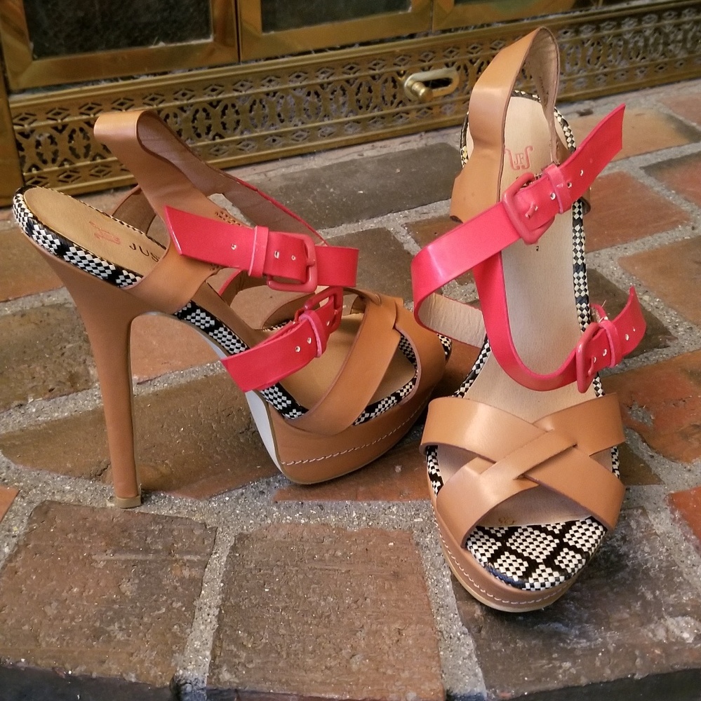 Shoes - Picture 2 of 7